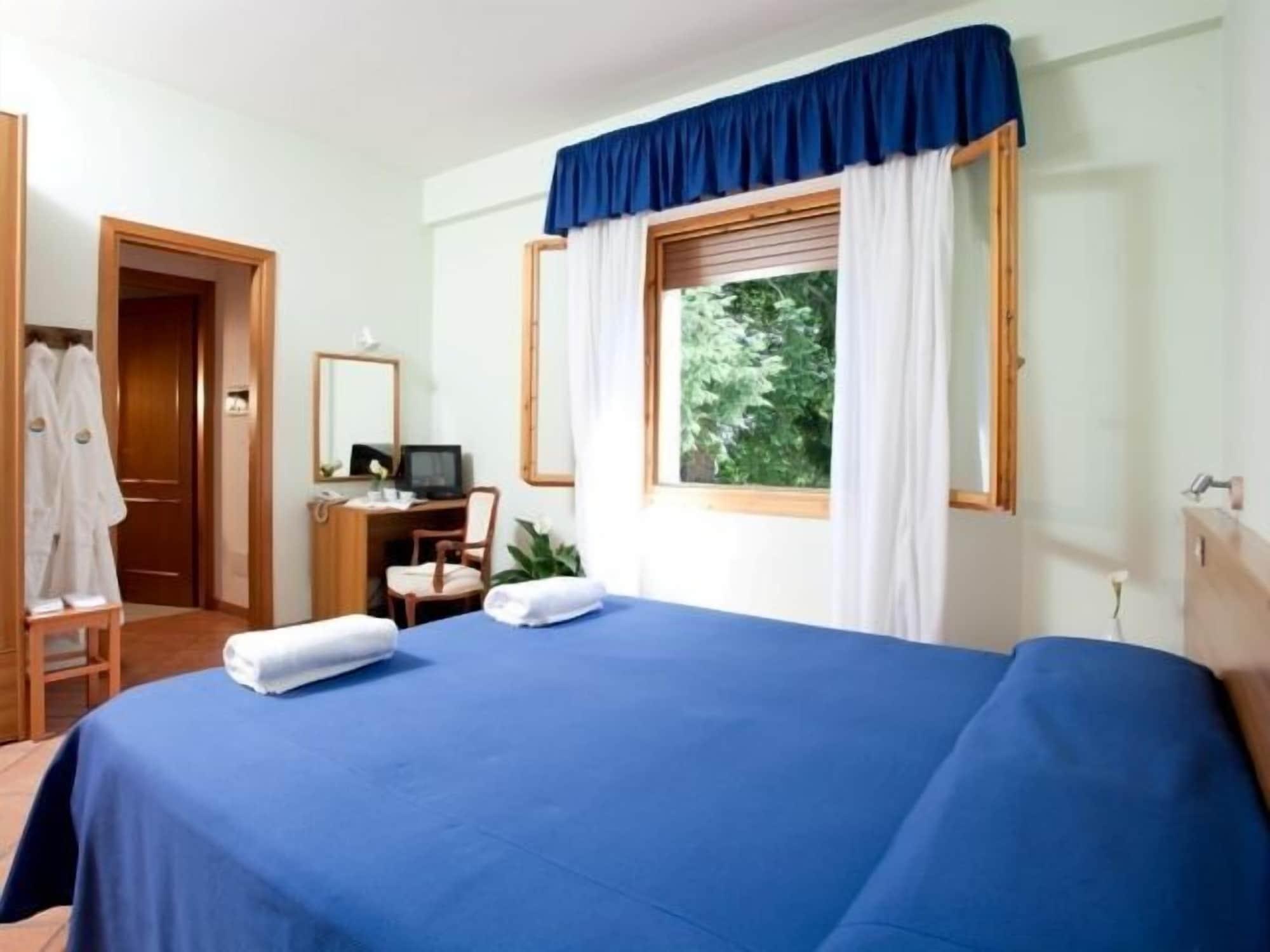 Piccolo Hotel Aurora Abbadia San Salvator Exteriör bild