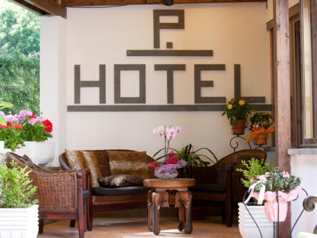 Piccolo Hotel Aurora Abbadia San Salvator Exteriör bild